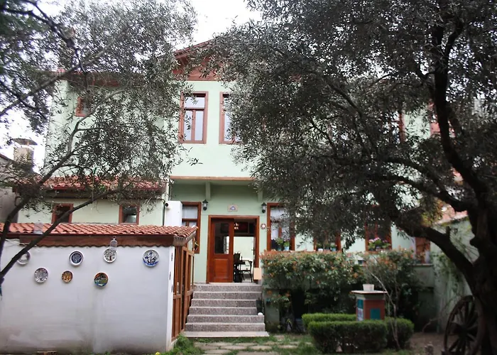 מלון Cinili Konak İznik