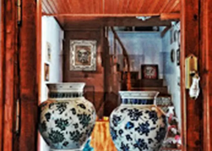 Cinili Konak מלון İznik